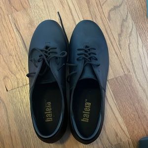 Balera Womens Tap Shoes. Size 10. EUC. Worn once.
